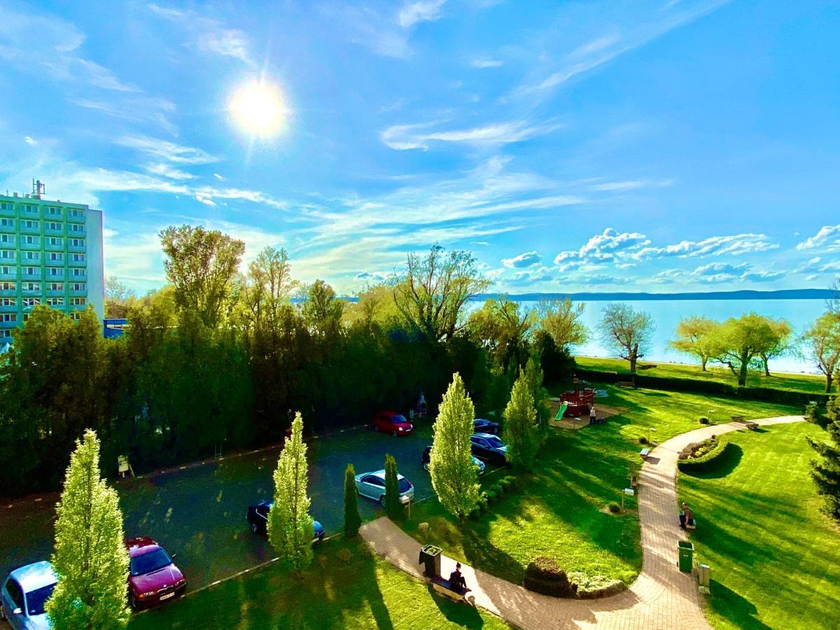 Aqua Blue Apartmanok - Siofok Bagian luar foto