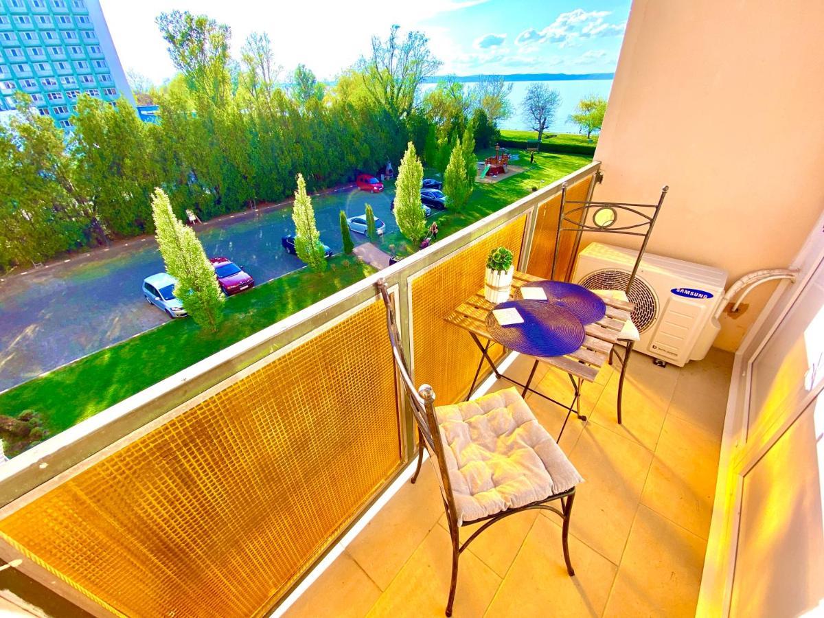 Aqua Blue Apartmanok - Siofok Bagian luar foto