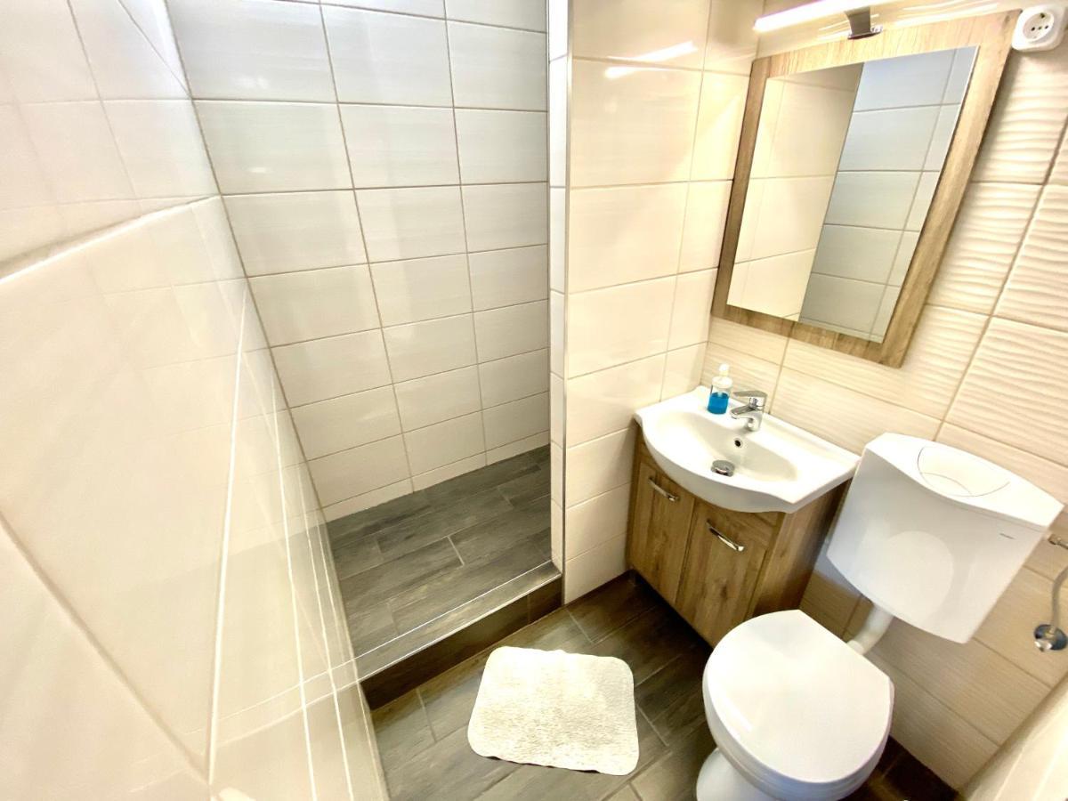 Aqua Blue Apartmanok - Siofok Bagian luar foto