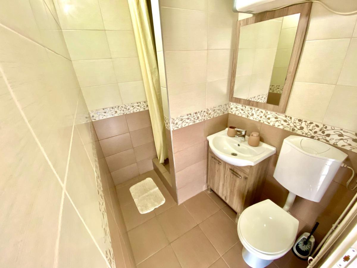 Aqua Blue Apartmanok - Siofok Bagian luar foto