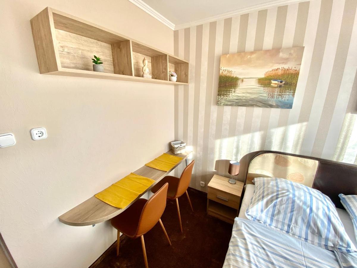 Aqua Blue Apartmanok - Siofok Bagian luar foto